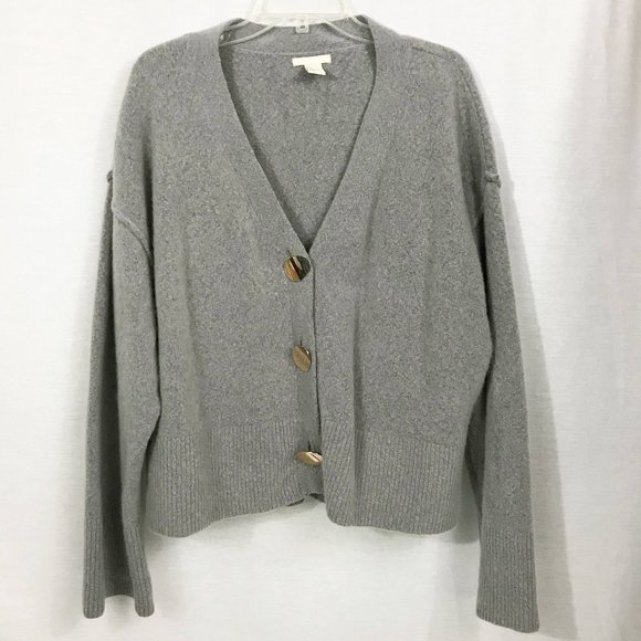 H&M Oversized 3 Button Sweater Cardigan Size L EUC - Picture 2 of 7